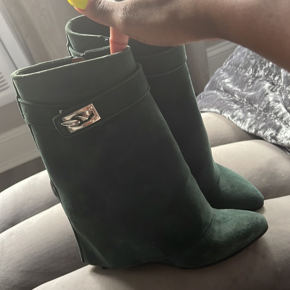 Givenchy Shark Boot, Gently Worn Twice, No Box, Dust Bags - Picture 3 of 5
